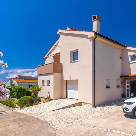 פונאנט Apartments Miljenko מראה חיצוני תמונה